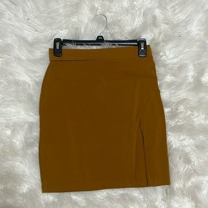 Mustard pencil skirt